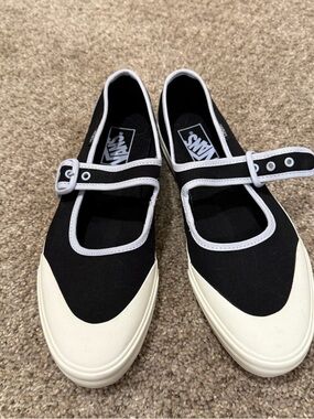 Vans Black Canvas Mary Janes